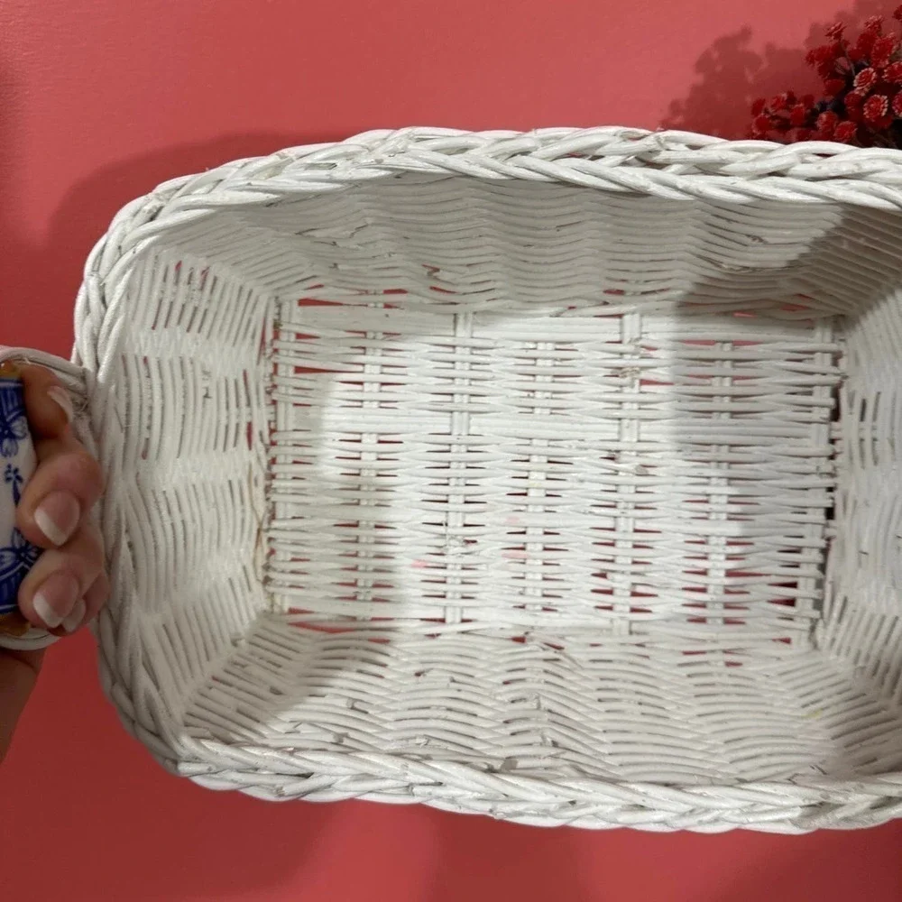 Vintage basket with porcelain handles